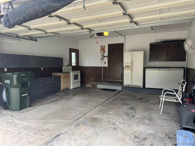 4110 Rose Mary Drive, Sterling Heights, MI 48310
