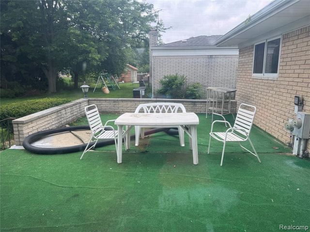 4110 Rose Mary Drive, Sterling Heights, MI 48310