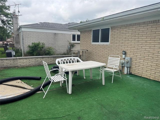 4110 Rose Mary Drive, Sterling Heights, MI 48310