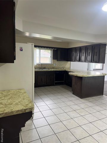 4110 Rose Mary Drive, Sterling Heights, MI 48310