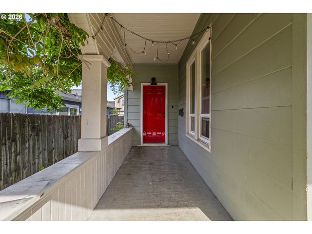 5816 Se 84TH Ave, Portland, OR 97266