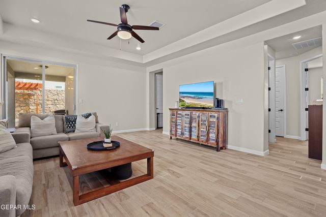 13001 Tryne Way, Horizon City, TX 79928