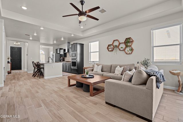 13001 Tryne Way, Horizon City, TX 79928