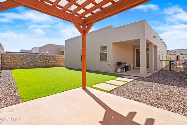 13001 Tryne Way, Horizon City, TX 79928