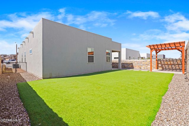 13001 Tryne Way, Horizon City, TX 79928