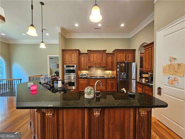 707 Bethpage Drive, Mcdonough, GA 30253