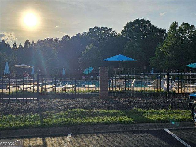 707 Bethpage Drive, Mcdonough, GA 30253