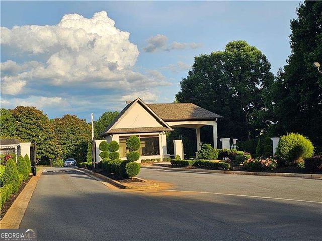 707 Bethpage Drive, Mcdonough, GA 30253