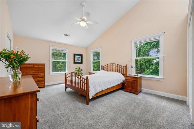 13121 ESWORTHY RD, North Potomac, MD 20878