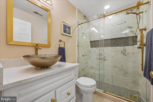13121 ESWORTHY RD, North Potomac, MD 20878