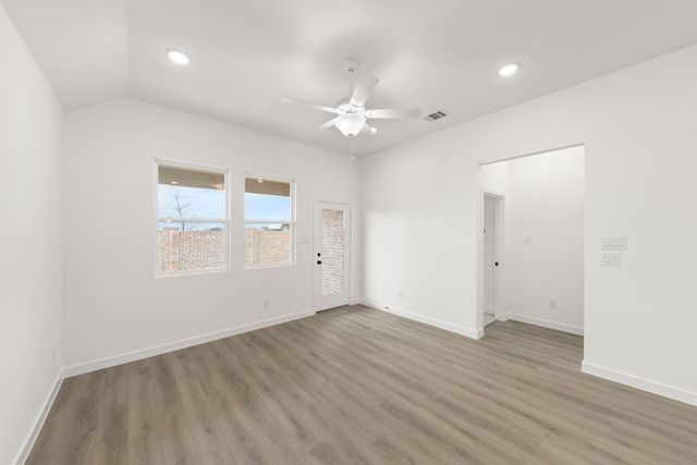 5933 Laurel Lake Lane, Pilot Point, TX 76258