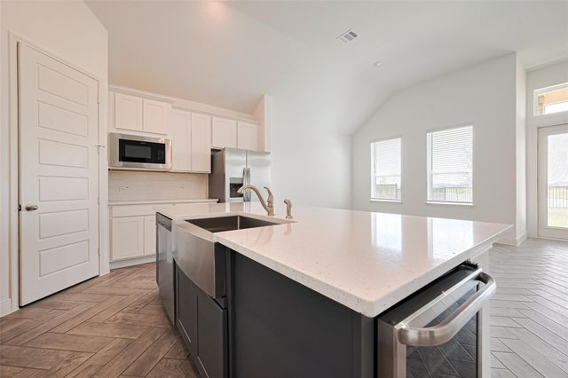 3019 Golden Isle Drive, Texas City, TX 77568