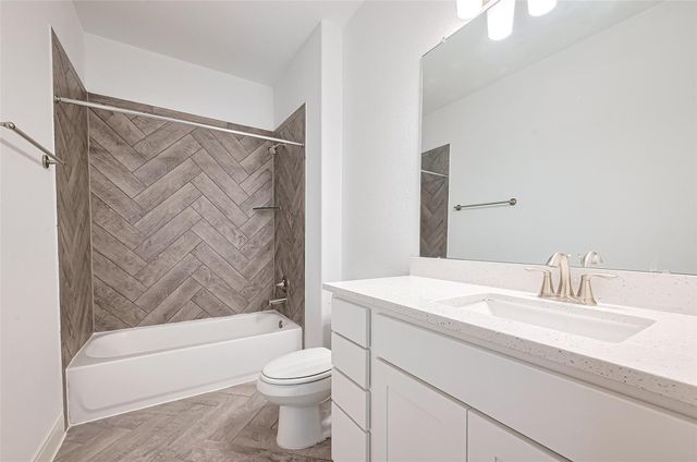 3019 Golden Isle Drive, Texas City, TX 77568