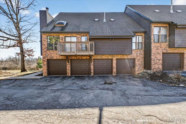 6300 Sprig Oak Court C, St Louis, MO 63128