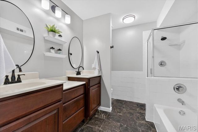 6300 Sprig Oak Court C, St Louis, MO 63128