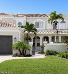 4872 W Boulevard CT, Naples, FL 34103