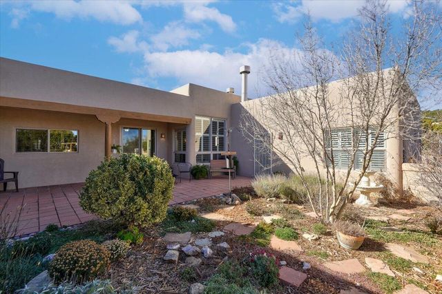 26 Lauren Taylor Court, Tijeras, NM 87059