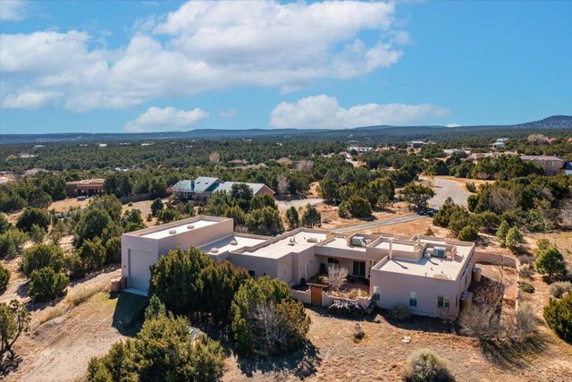 26 Lauren Taylor Court, Tijeras, NM 87059