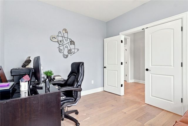 8 Black Wood Circle, Pittsford, NY 14534
