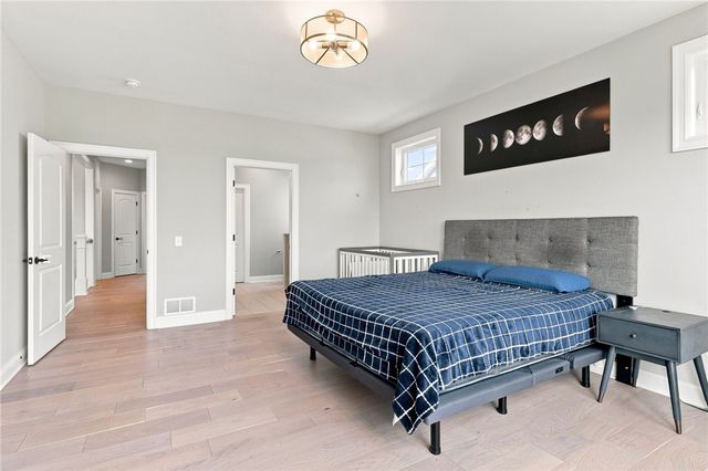 8 Black Wood Circle, Pittsford, NY 14534