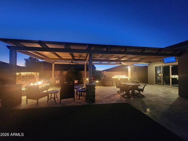10707 E LUMIERE Avenue, Mesa, AZ 85212