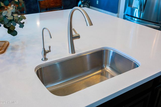 10707 E LUMIERE Avenue, Mesa, AZ 85212