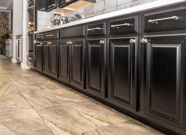 10707 E LUMIERE Avenue, Mesa, AZ 85212