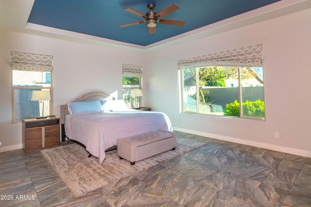 10707 E LUMIERE Avenue, Mesa, AZ 85212