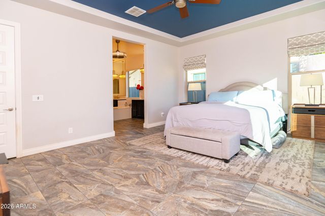 10707 E LUMIERE Avenue, Mesa, AZ 85212