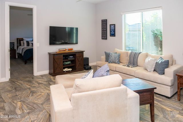 10707 E LUMIERE Avenue, Mesa, AZ 85212