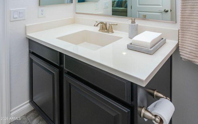 10707 E LUMIERE Avenue, Mesa, AZ 85212