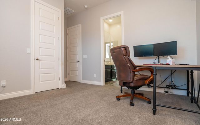 10707 E LUMIERE Avenue, Mesa, AZ 85212