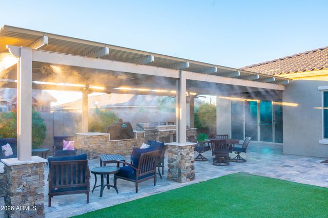 10707 E LUMIERE Avenue, Mesa, AZ 85212