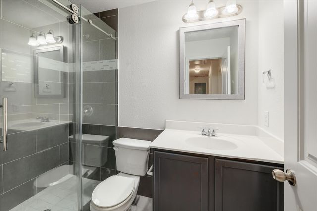 606 Creston ST, Hutto, TX 78634