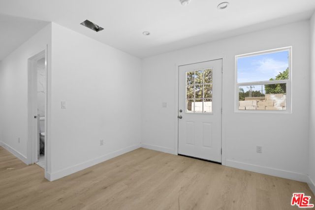 934 S Mott Street, Los Angeles, CA 90023
