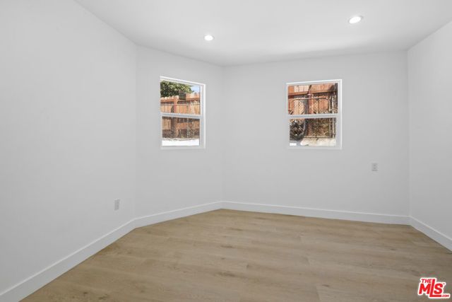 934 S Mott Street, Los Angeles, CA 90023