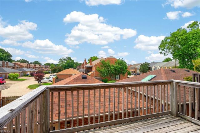 1073 Colonial Meadows WAY, Virginia Beach, VA 23454