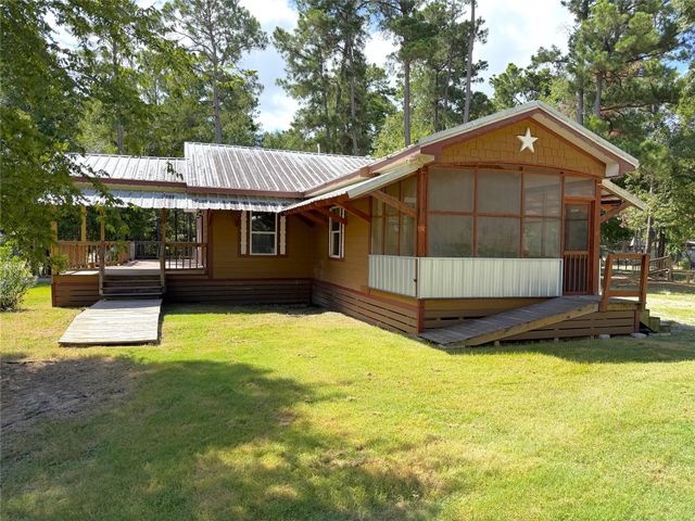 294 Canadian Drive, Trinity, TX 75862