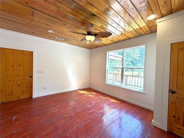 294 Canadian Drive, Trinity, TX 75862