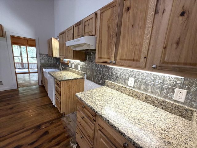 294 Canadian Drive, Trinity, TX 75862