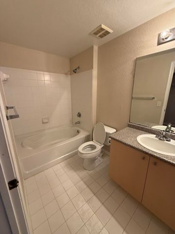 280 Crestwood Circle 202, Royal Palm Beach, FL 33411