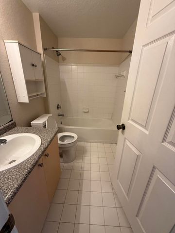 280 Crestwood Circle 202, Royal Palm Beach, FL 33411