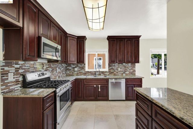 670 Estudillo Ave, San Leandro, CA 94577