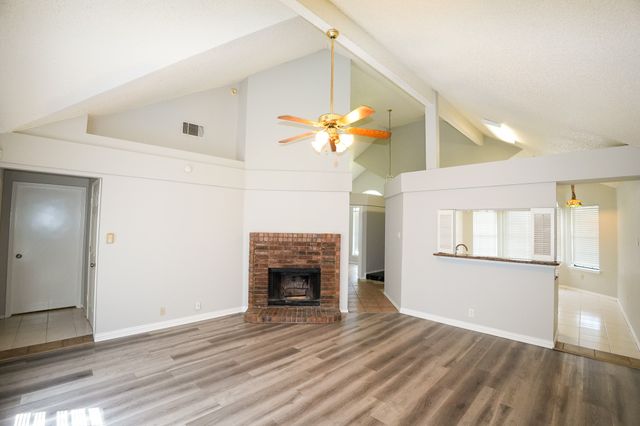 8809 Pheasant Run Drive, Rowlett, TX 75089