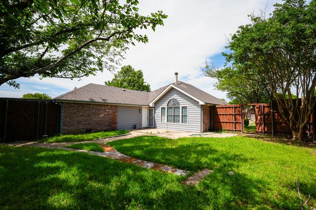 8809 Pheasant Run Drive, Rowlett, TX 75089