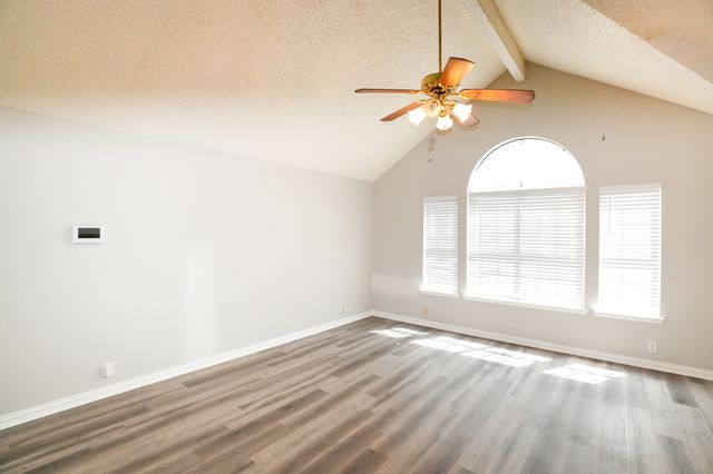8809 Pheasant Run Drive, Rowlett, TX 75089