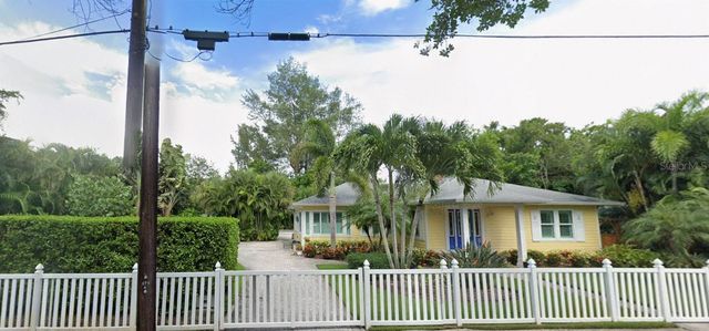 3473 HAMILTON AVENUE, Sarasota, FL 34242