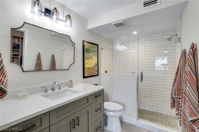 3569 Antarctic CIR 2105, Naples, FL 34112