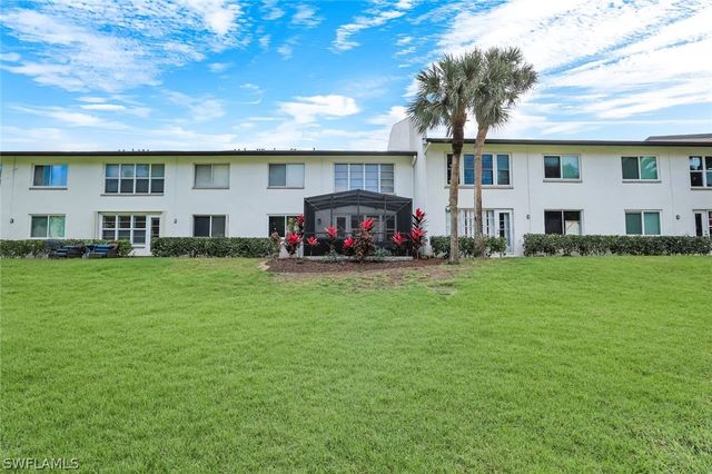 3569 Antarctic CIR 2105, Naples, FL 34112
