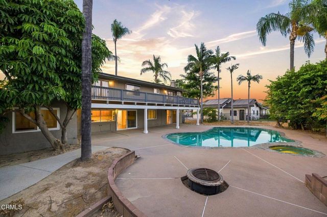 1128 El Monte Drive, Simi Valley, CA 93065